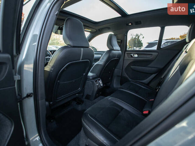 Зелений Вольво XC40 Recharge, об'ємом двигуна 0 л та пробігом 85 тис. км за 29800 $, фото 16 на Automoto.ua