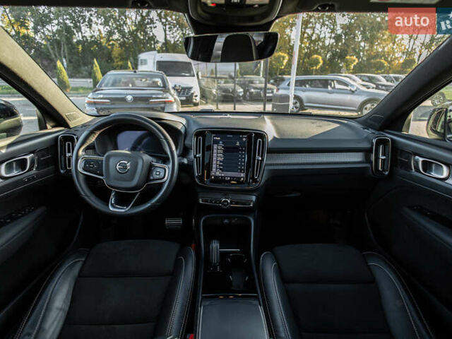 Зелений Вольво XC40 Recharge, об'ємом двигуна 0 л та пробігом 85 тис. км за 29800 $, фото 12 на Automoto.ua