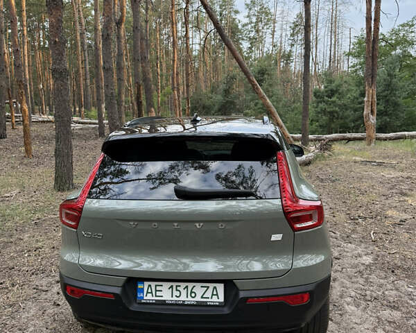 Зеленый Вольво XC40 Recharge, объемом двигателя 0 л и пробегом 43 тыс. км за 35999 $, фото 14 на Automoto.ua