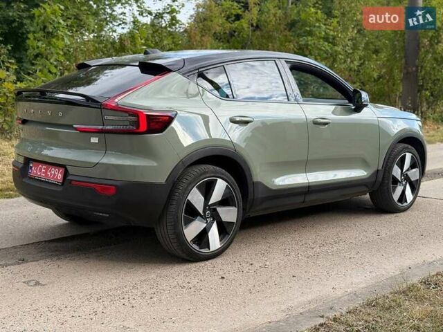 Зеленый Вольво XC40 Recharge, объемом двигателя 0 л и пробегом 87 тыс. км за 25700 $, фото 7 на Automoto.ua