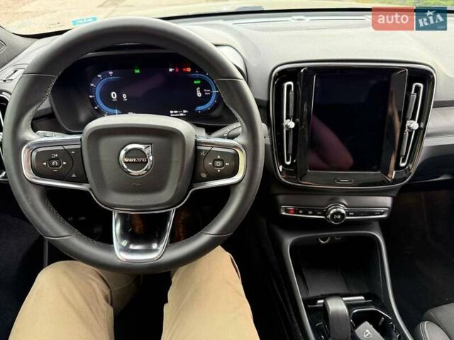 Зеленый Вольво XC40 Recharge, объемом двигателя 0 л и пробегом 87 тыс. км за 25700 $, фото 16 на Automoto.ua