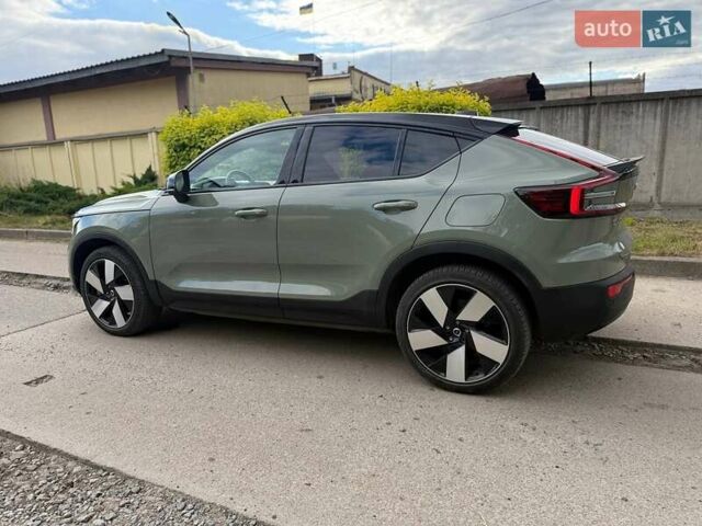 Зеленый Вольво XC40 Recharge, объемом двигателя 0 л и пробегом 87 тыс. км за 25700 $, фото 6 на Automoto.ua