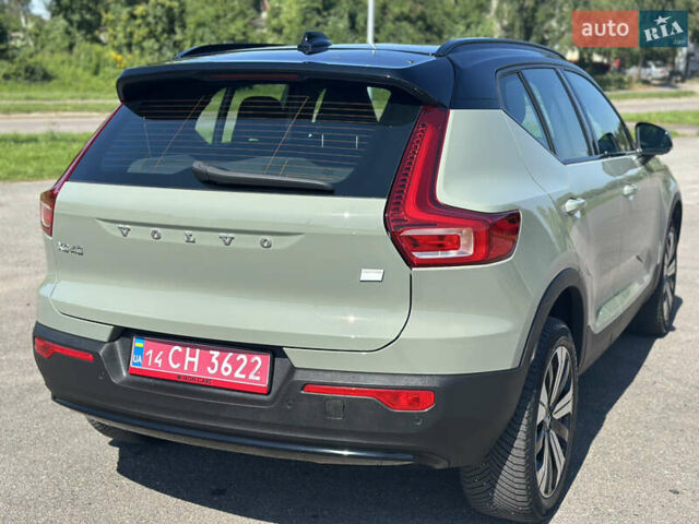 Зеленый Вольво XC40 Recharge, объемом двигателя 0 л и пробегом 70 тыс. км за 28500 $, фото 24 на Automoto.ua