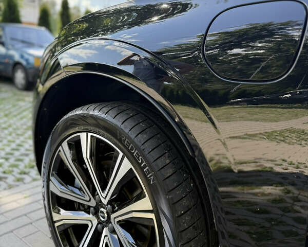Чорний Вольво XC60 Recharge, об'ємом двигуна 1.97 л та пробігом 30 тис. км за 54000 $, фото 10 на Automoto.ua