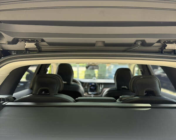 Чорний Вольво XC60 Recharge, об'ємом двигуна 1.97 л та пробігом 30 тис. км за 54000 $, фото 13 на Automoto.ua