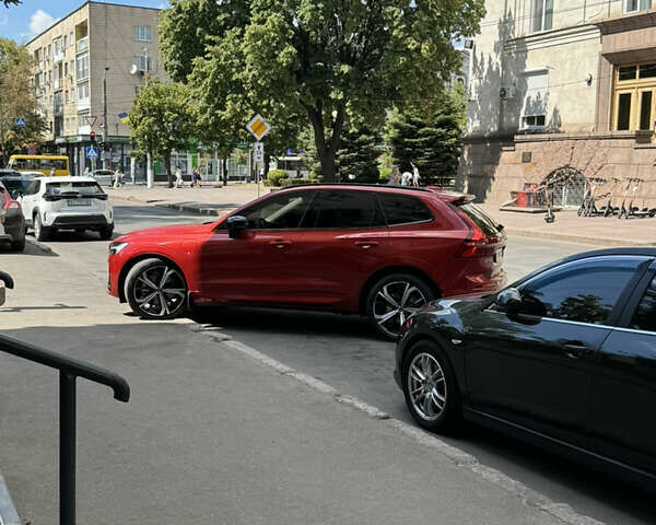 Червоний Вольво XC60 Recharge, об'ємом двигуна 1.97 л та пробігом 20 тис. км за 68000 $, фото 17 на Automoto.ua