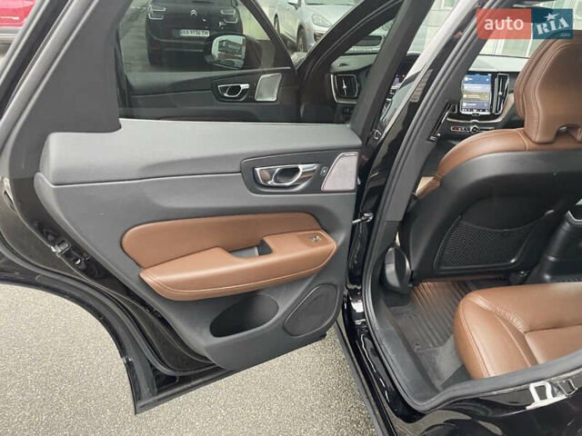 Вольво XC60 Recharge, объемом двигателя 1.97 л и пробегом 40 тыс. км за 49000 $, фото 9 на Automoto.ua