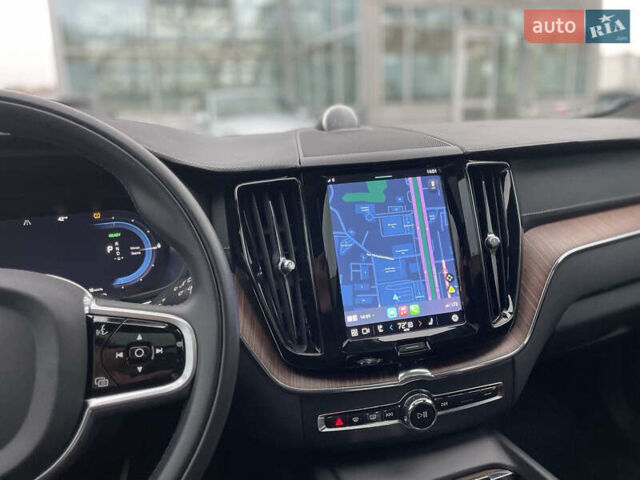 Вольво XC60 Recharge, объемом двигателя 1.97 л и пробегом 40 тыс. км за 49000 $, фото 12 на Automoto.ua