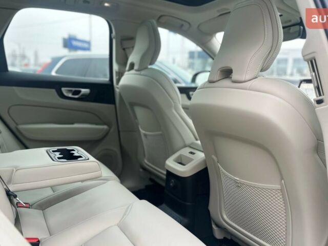 Вольво XC60 Recharge, объемом двигателя 1.97 л и пробегом 0 тыс. км за 89545 $, фото 19 на Automoto.ua