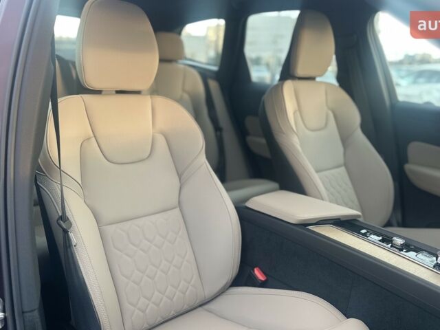 Вольво XC60 Recharge, объемом двигателя 1.97 л и пробегом 0 тыс. км за 86171 $, фото 9 на Automoto.ua