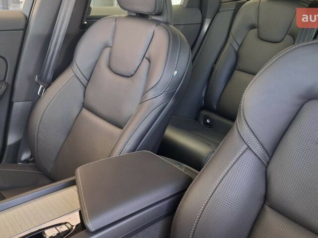 купить новое авто Вольво XC60 Recharge 2025 года от официального дилера ТзОВ «Імпері Моторз» Вольво фото