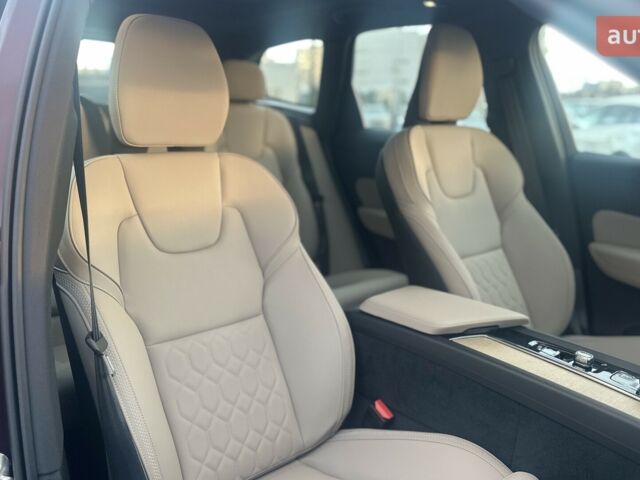 Вольво XC60 Recharge, объемом двигателя 1.97 л и пробегом 0 тыс. км за 86171 $, фото 10 на Automoto.ua