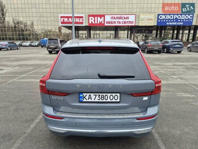 Серый Вольво XC60 Recharge, объемом двигателя 1.97 л и пробегом 29 тыс. км за 58500 $, фото 5 на Automoto.ua