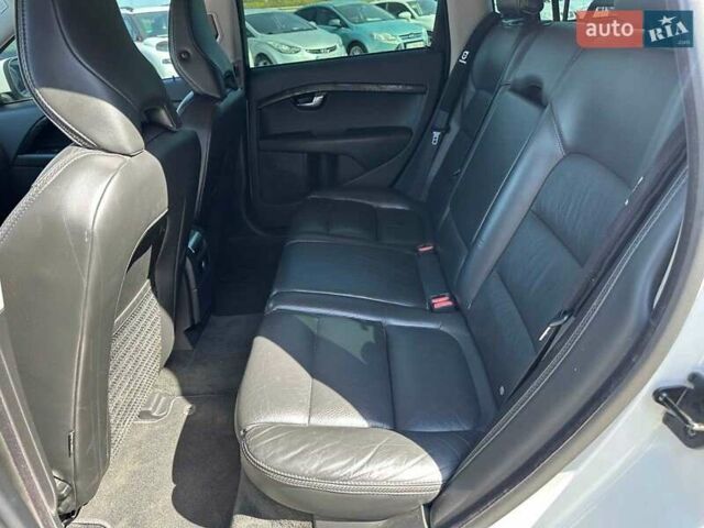 Белый Вольво XC70 Cross Country, объемом двигателя 2.4 л и пробегом 270 тыс. км за 11990 $, фото 26 на Automoto.ua