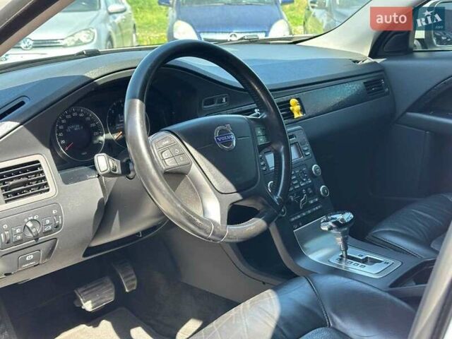 Белый Вольво XC70 Cross Country, объемом двигателя 2.4 л и пробегом 270 тыс. км за 11990 $, фото 17 на Automoto.ua