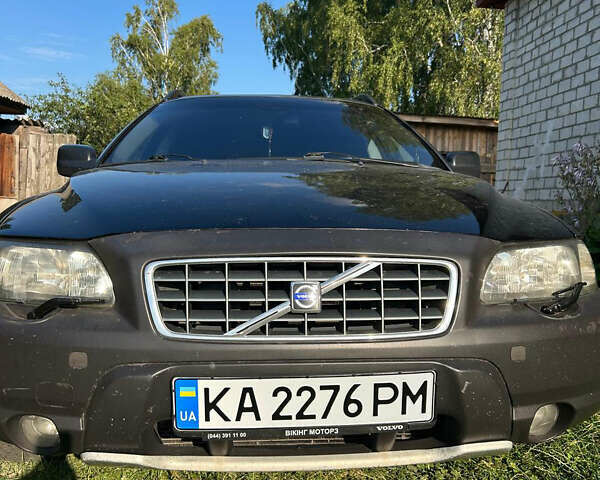 Черный Вольво XC70 Cross Country, объемом двигателя 2.52 л и пробегом 182 тыс. км за 7200 $, фото 1 на Automoto.ua