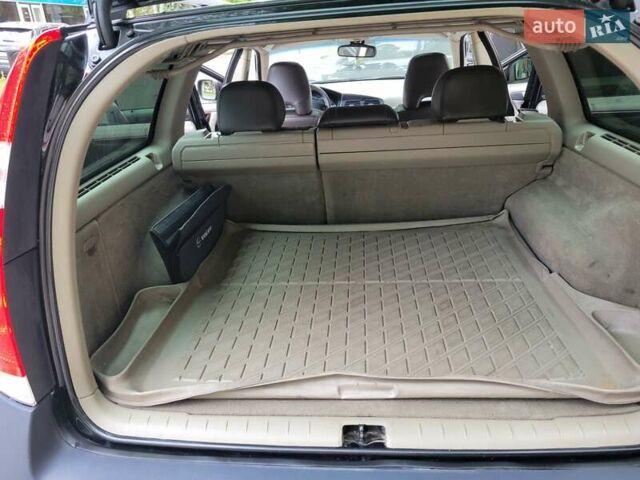 Черный Вольво XC70 Cross Country, объемом двигателя 2.5 л и пробегом 220 тыс. км за 9390 $, фото 12 на Automoto.ua