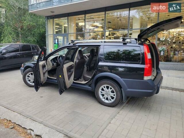 Черный Вольво XC70 Cross Country, объемом двигателя 2.5 л и пробегом 220 тыс. км за 9390 $, фото 9 на Automoto.ua