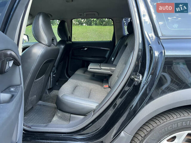 Черный Вольво XC70 Cross Country, объемом двигателя 2.4 л и пробегом 317 тыс. км за 11500 $, фото 45 на Automoto.ua