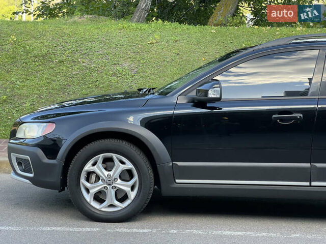 Черный Вольво XC70 Cross Country, объемом двигателя 2.4 л и пробегом 317 тыс. км за 11500 $, фото 11 на Automoto.ua