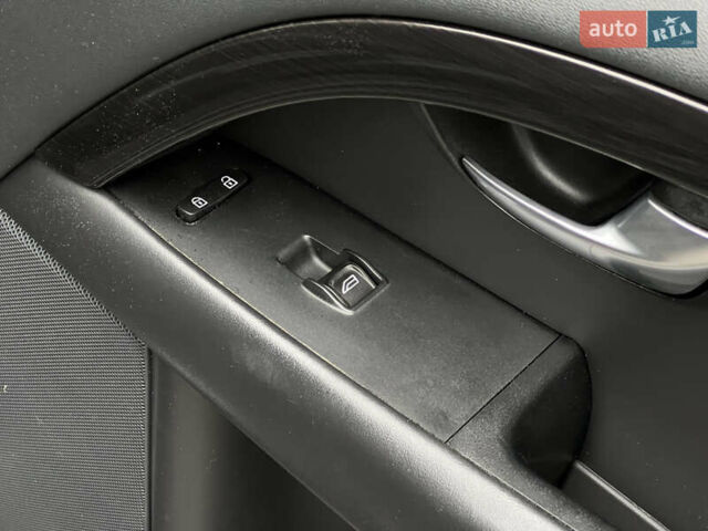 Черный Вольво XC70 Cross Country, объемом двигателя 2.4 л и пробегом 317 тыс. км за 10700 $, фото 45 на Automoto.ua