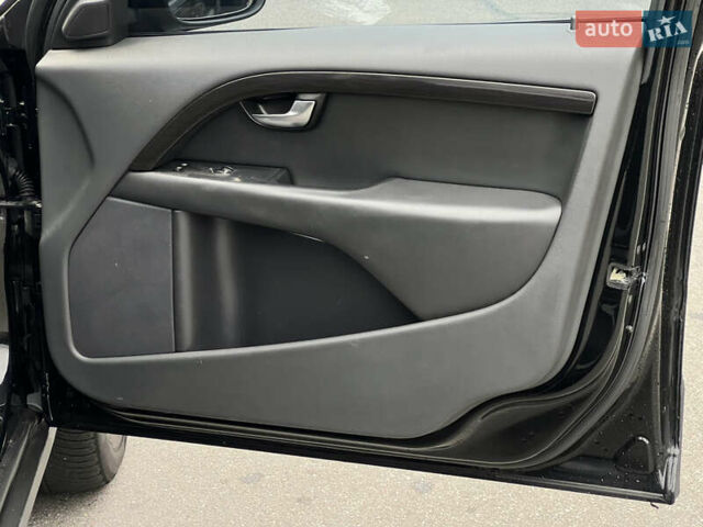 Черный Вольво XC70 Cross Country, объемом двигателя 2.4 л и пробегом 317 тыс. км за 10700 $, фото 44 на Automoto.ua