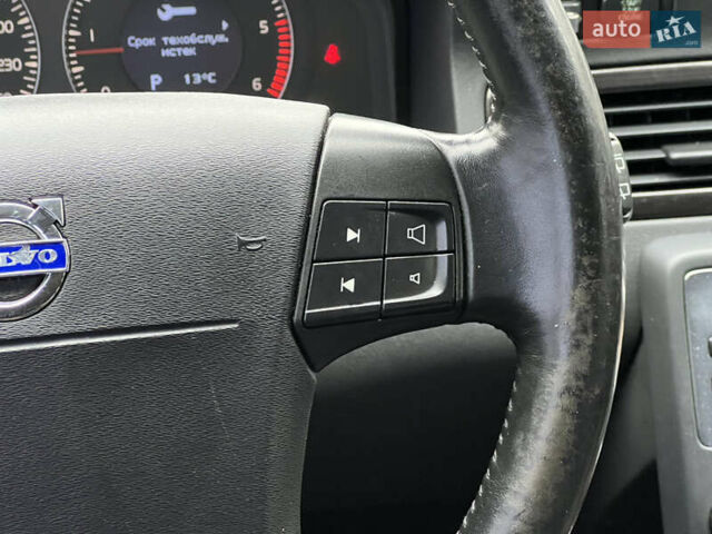 Черный Вольво XC70 Cross Country, объемом двигателя 2.4 л и пробегом 317 тыс. км за 10999 $, фото 32 на Automoto.ua