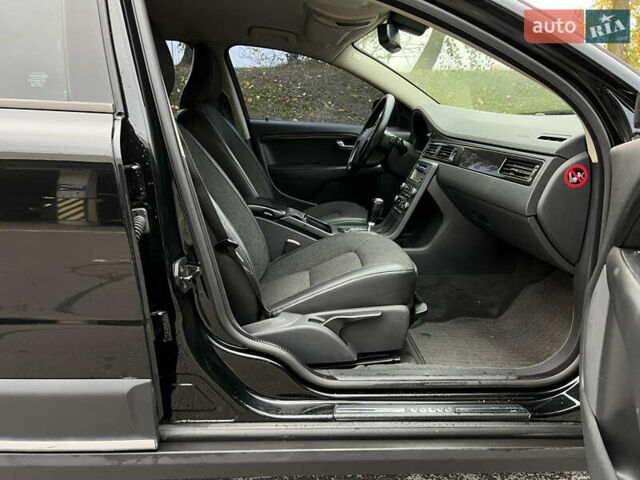 Черный Вольво XC70 Cross Country, объемом двигателя 2.4 л и пробегом 317 тыс. км за 10700 $, фото 46 на Automoto.ua