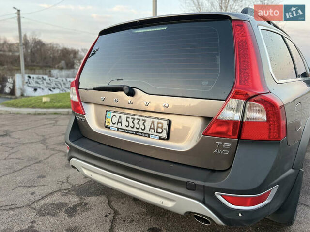 Вольво XC70 Cross Country, объемом двигателя 3 л и пробегом 322 тыс. км за 15200 $, фото 17 на Automoto.ua