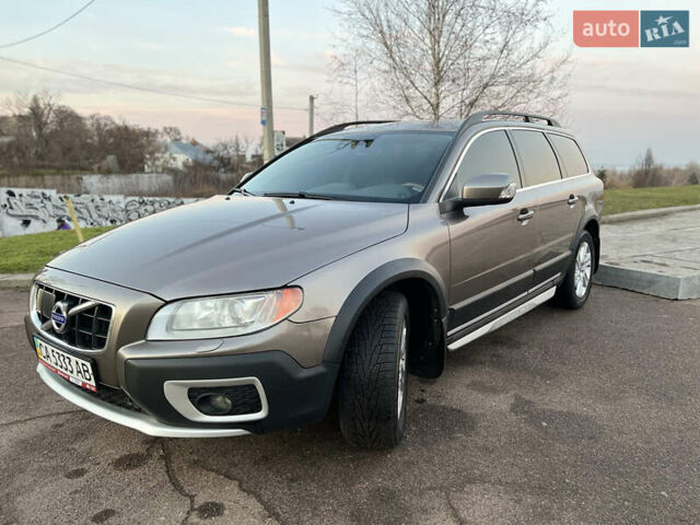 Вольво XC70 Cross Country, объемом двигателя 3 л и пробегом 322 тыс. км за 15200 $, фото 4 на Automoto.ua