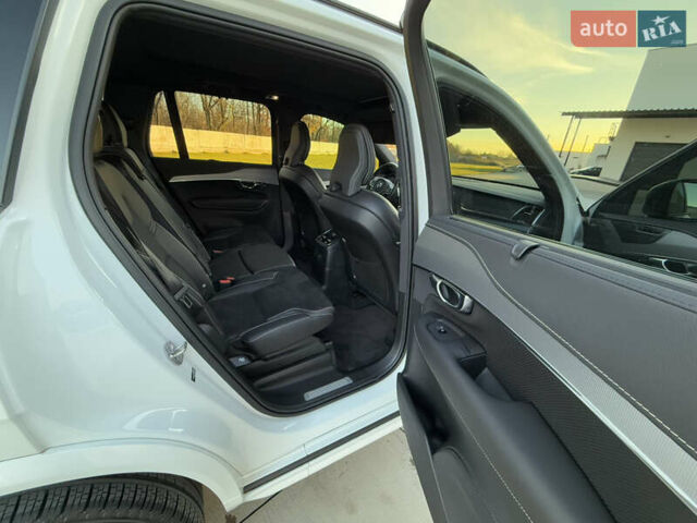 Білий Вольво XC90 Recharge, об'ємом двигуна 2 л та пробігом 80 тис. км за 46999 $, фото 24 на Automoto.ua