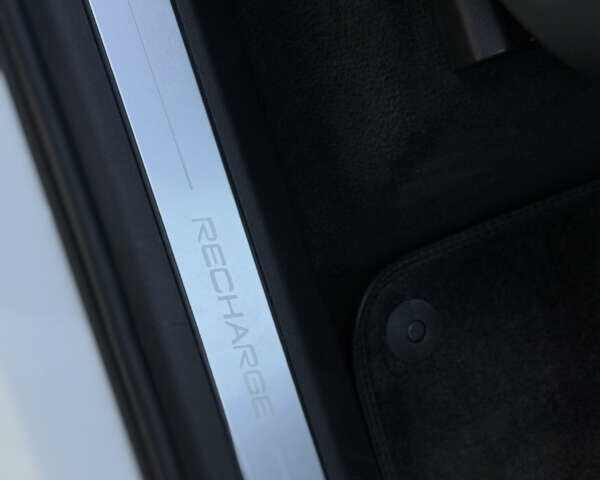 Білий Вольво XC90 Recharge, об'ємом двигуна 2 л та пробігом 80 тис. км за 46999 $, фото 29 на Automoto.ua