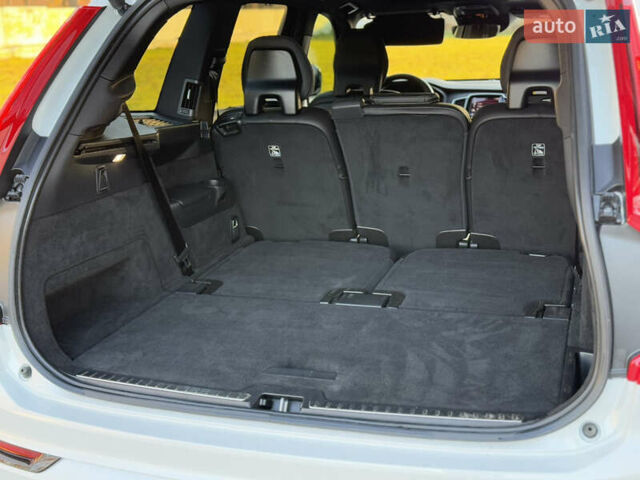 Білий Вольво XC90 Recharge, об'ємом двигуна 2 л та пробігом 80 тис. км за 46999 $, фото 27 на Automoto.ua