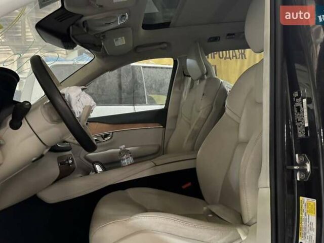 Вольво XC90 Recharge, объемом двигателя 1.97 л и пробегом 95 тыс. км за 24000 $, фото 9 на Automoto.ua