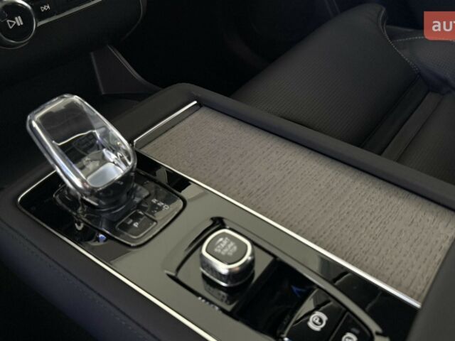 Вольво XC90 Recharge, об'ємом двигуна 1.97 л та пробігом 0 тис. км за 101174 $, фото 16 на Automoto.ua