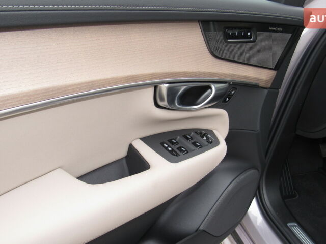 купить новое авто Вольво XC90 Recharge 2025 года от официального дилера Автоцентр AUTO.RIA Вольво фото