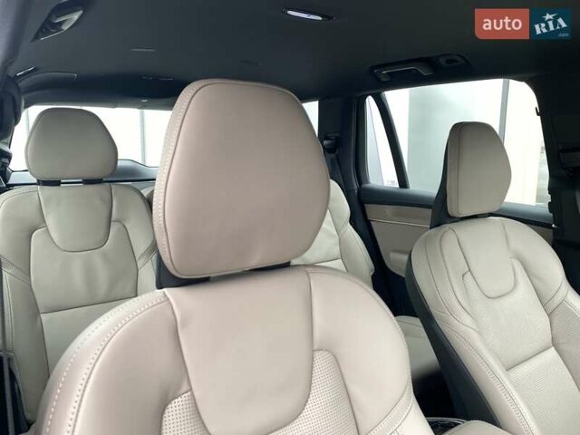 Синий Вольво XC90 Recharge, объемом двигателя 1.97 л и пробегом 1 тыс. км за 92677 $, фото 15 на Automoto.ua