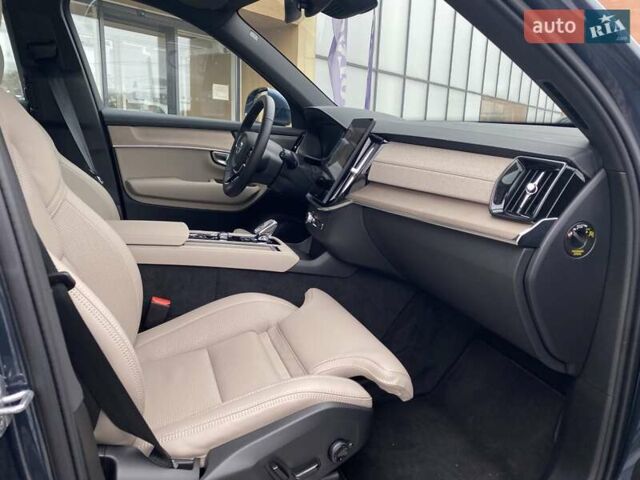 Синий Вольво XC90 Recharge, объемом двигателя 1.97 л и пробегом 1 тыс. км за 92677 $, фото 11 на Automoto.ua