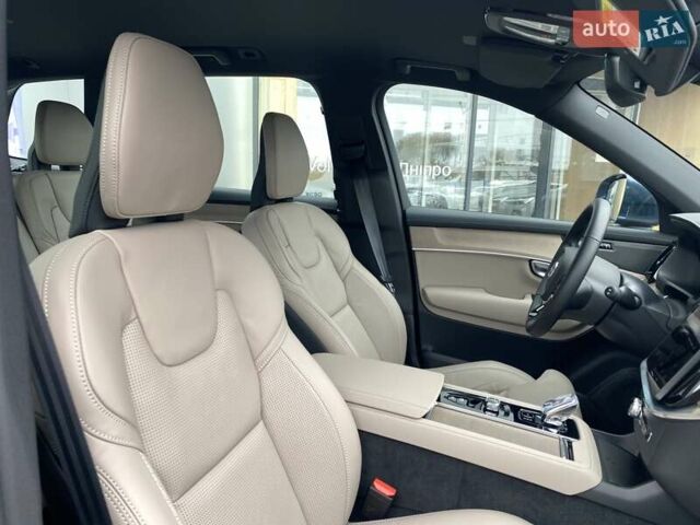 Синий Вольво XC90 Recharge, объемом двигателя 1.97 л и пробегом 1 тыс. км за 92677 $, фото 12 на Automoto.ua