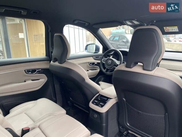 Синий Вольво XC90 Recharge, объемом двигателя 1.97 л и пробегом 1 тыс. км за 92677 $, фото 19 на Automoto.ua