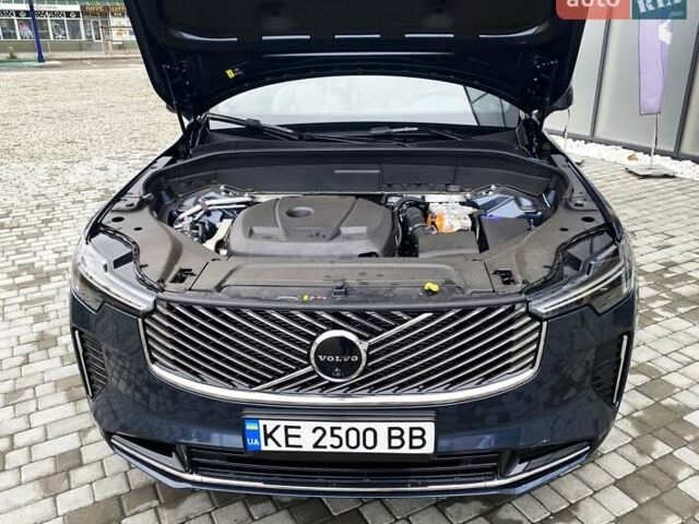 Синий Вольво XC90 Recharge, объемом двигателя 1.97 л и пробегом 1 тыс. км за 92677 $, фото 45 на Automoto.ua