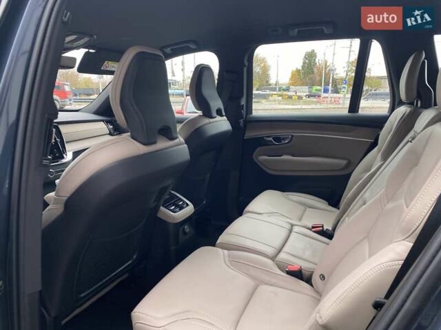 Синий Вольво XC90 Recharge, объемом двигателя 1.97 л и пробегом 1 тыс. км за 92677 $, фото 34 на Automoto.ua