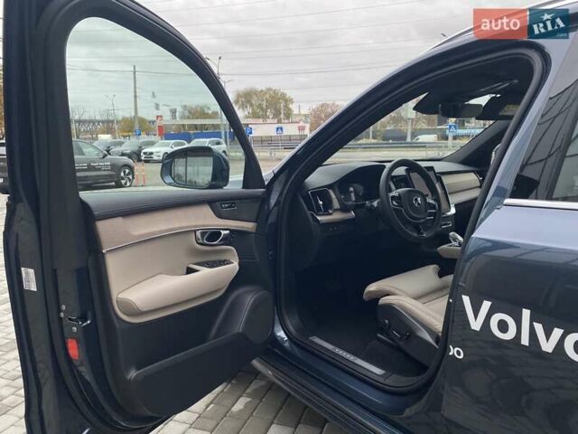 Синий Вольво XC90 Recharge, объемом двигателя 1.97 л и пробегом 1 тыс. км за 92677 $, фото 39 на Automoto.ua