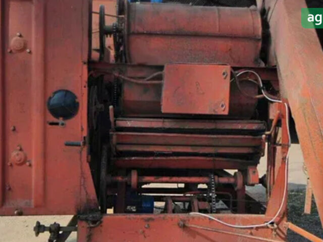 Воронежсельмаш СМ-4, объемом двигателя 0 л и пробегом 0 тыс. км за 2000 $, фото 6 на Automoto.ua