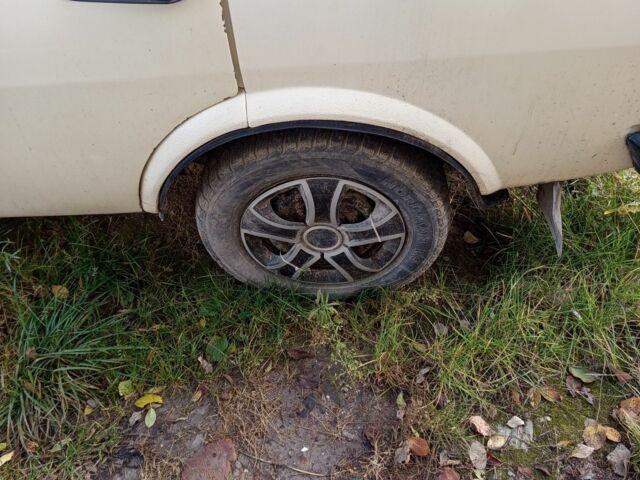 Бежевый Вартбург 1.3, объемом двигателя 0 л и пробегом 200 тыс. км за 358 $, фото 2 на Automoto.ua