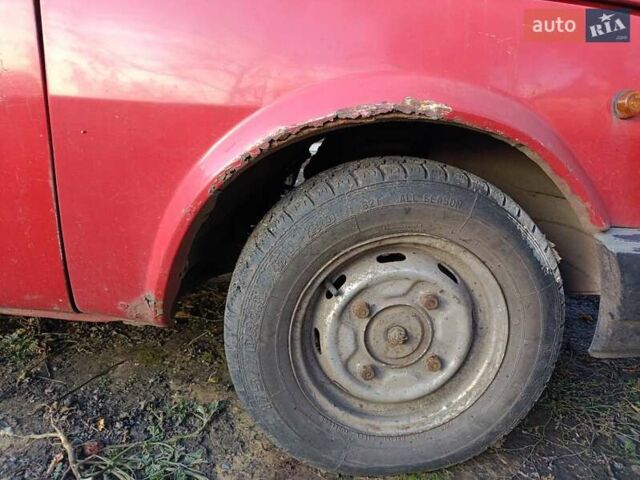 Красный Вартбург 1.3, объемом двигателя 1.3 л и пробегом 250 тыс. км за 474 $, фото 8 на Automoto.ua