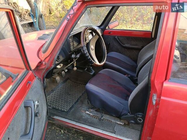 Красный Вартбург 1.3, объемом двигателя 1.3 л и пробегом 250 тыс. км за 474 $, фото 4 на Automoto.ua