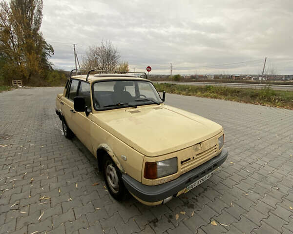 Желтый Вартбург 1.3, объемом двигателя 1.3 л и пробегом 200 тыс. км за 399 $, фото 1 на Automoto.ua