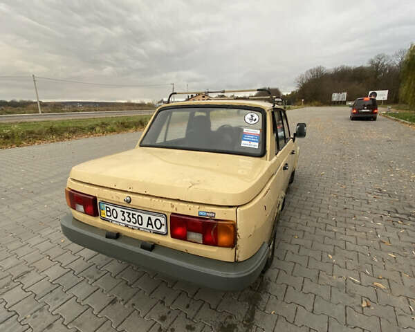 Желтый Вартбург 1.3, объемом двигателя 1.3 л и пробегом 200 тыс. км за 399 $, фото 4 на Automoto.ua