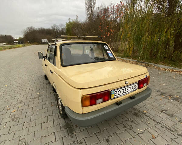 Желтый Вартбург 1.3, объемом двигателя 1.3 л и пробегом 200 тыс. км за 399 $, фото 5 на Automoto.ua